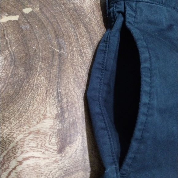 J.Crew Stretch Short Men's (42) Blue Color - Picture 7 of 10